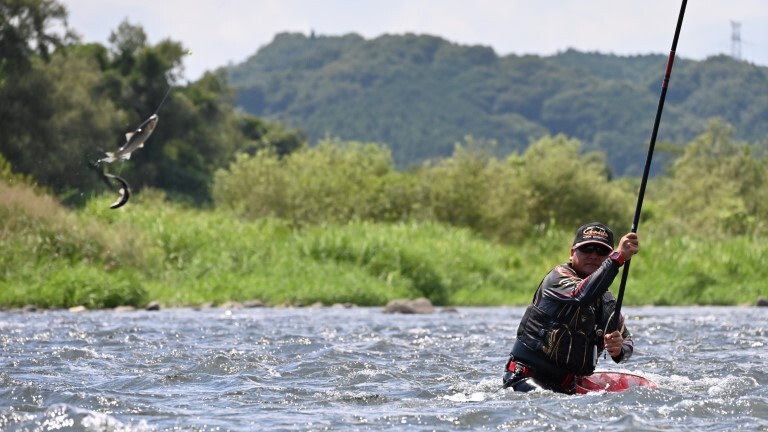がま鮎パワーR」を大アユ釣り場・鬼怒川で試す ビギナーも安